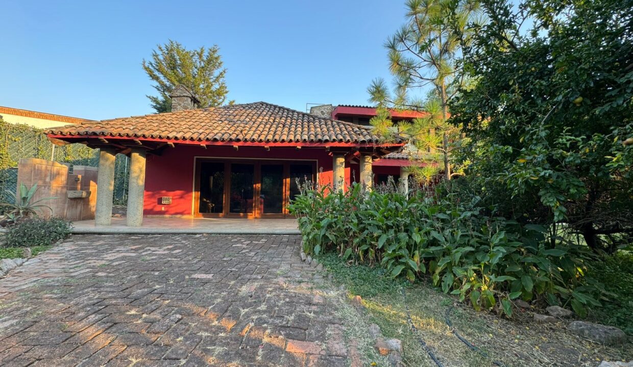 WhatsApp Image 2025-11-25 at 9.59.05 AM (2)