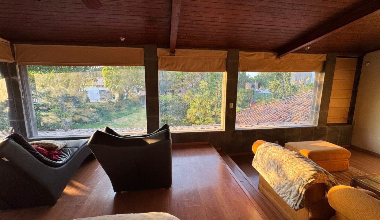 WhatsApp Image 2025-11-25 at 9.59.06 AM (2)