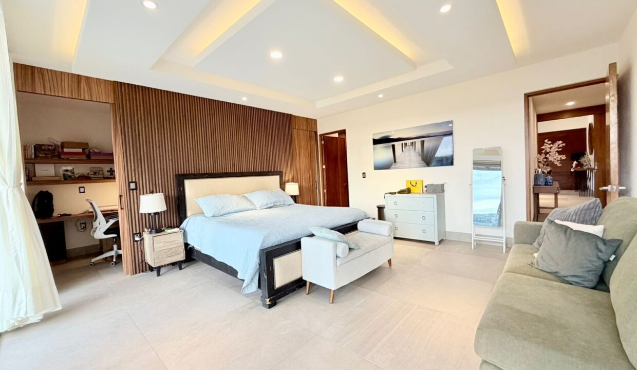 WhatsApp Image 2025-12-03 at 8.42.28 PM