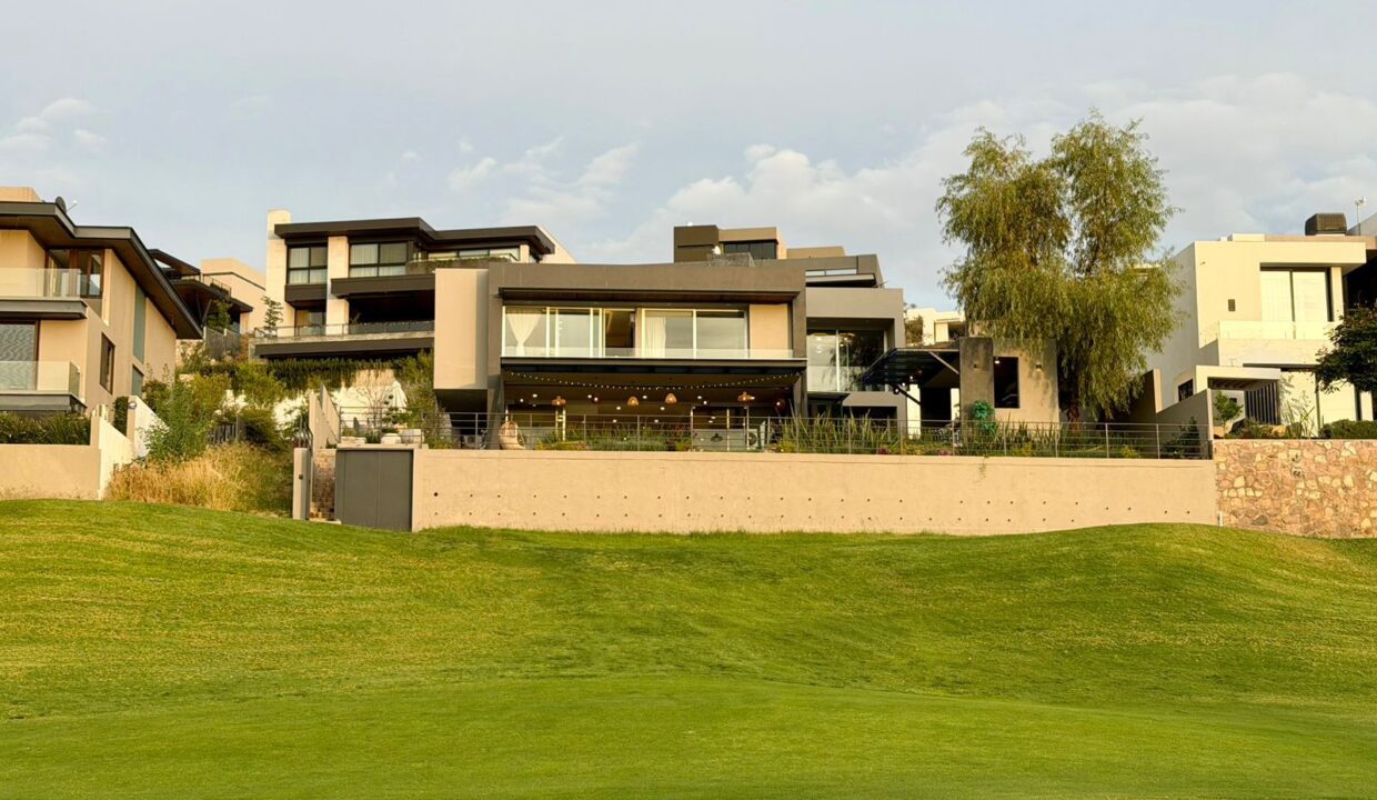 WhatsApp Image 2025-12-03 at 8.42.28 PM (4)