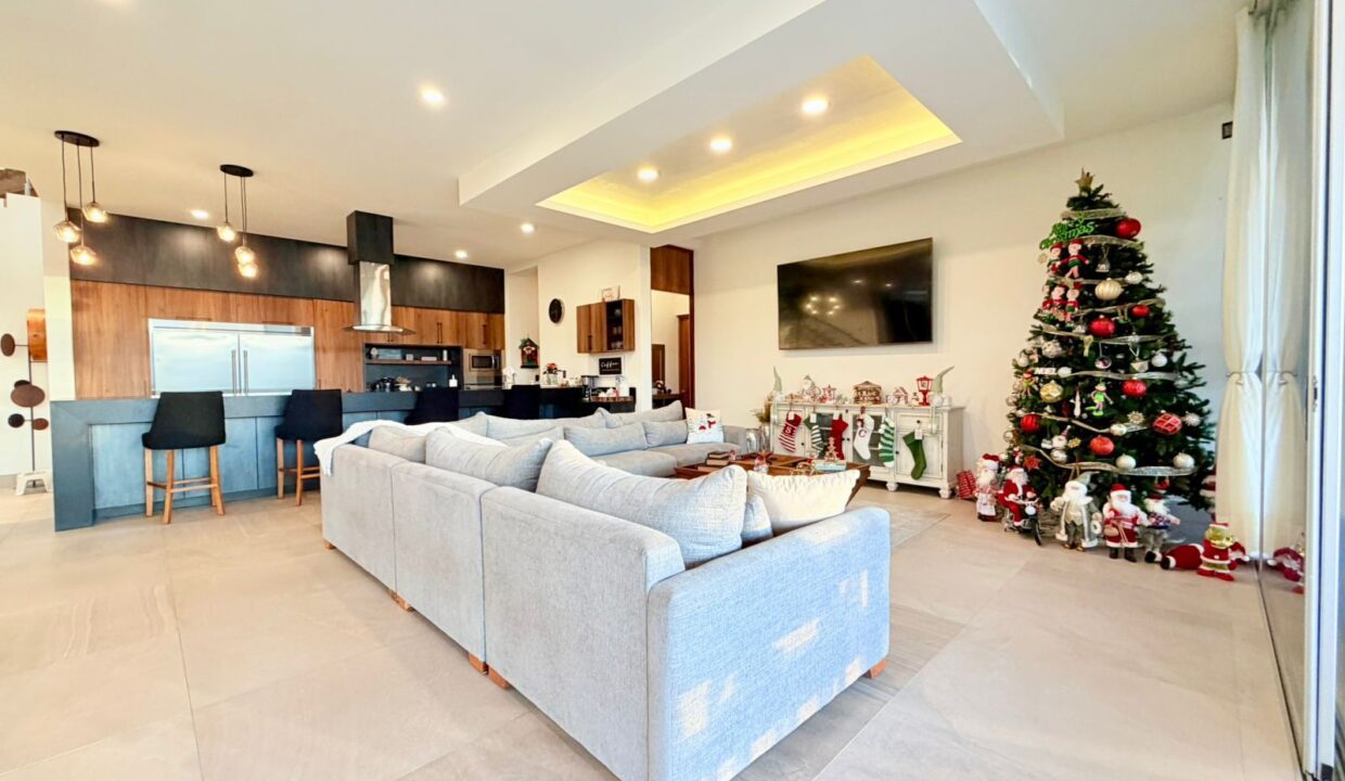 WhatsApp Image 2025-12-03 at 8.42.30 PM (3)