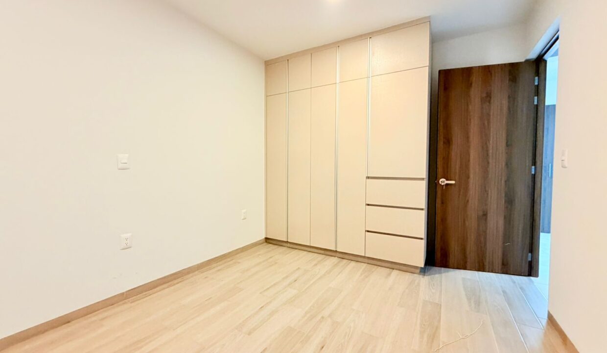 WhatsApp Image 2025-12-03 at 8.45.17 PM (1)