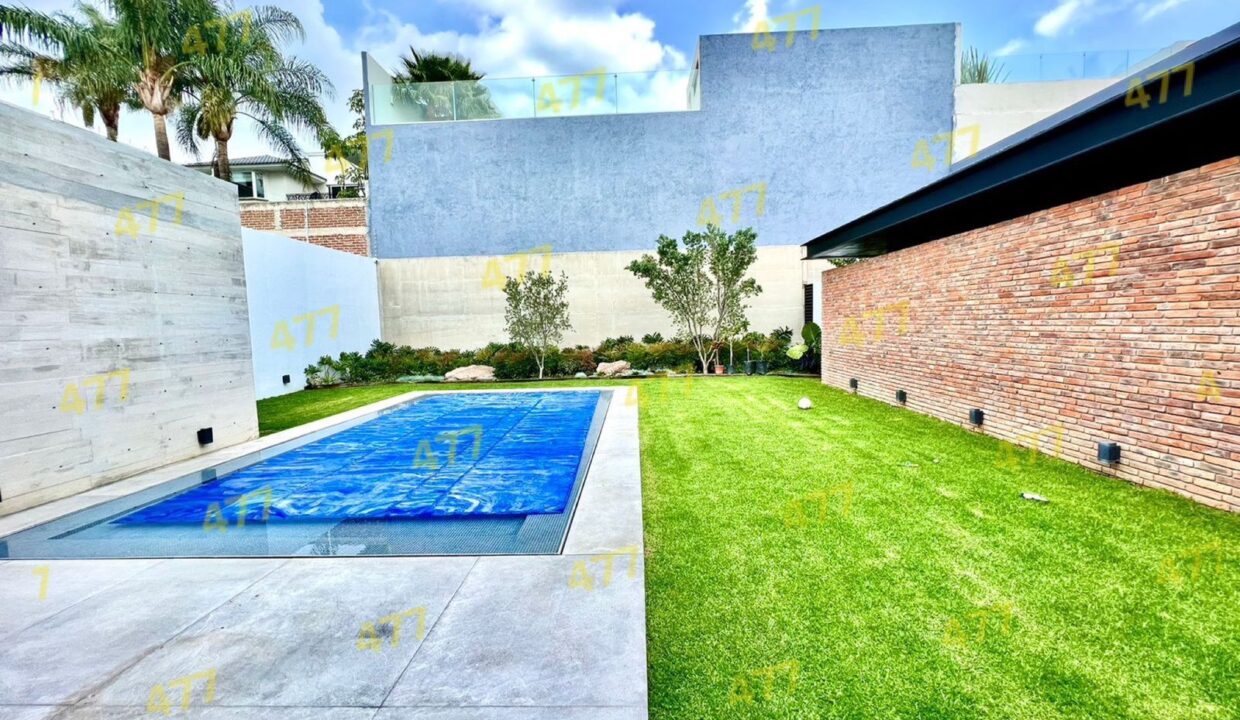 WhatsApp Image 2025-12-09 at 8.36.20 AM (3)