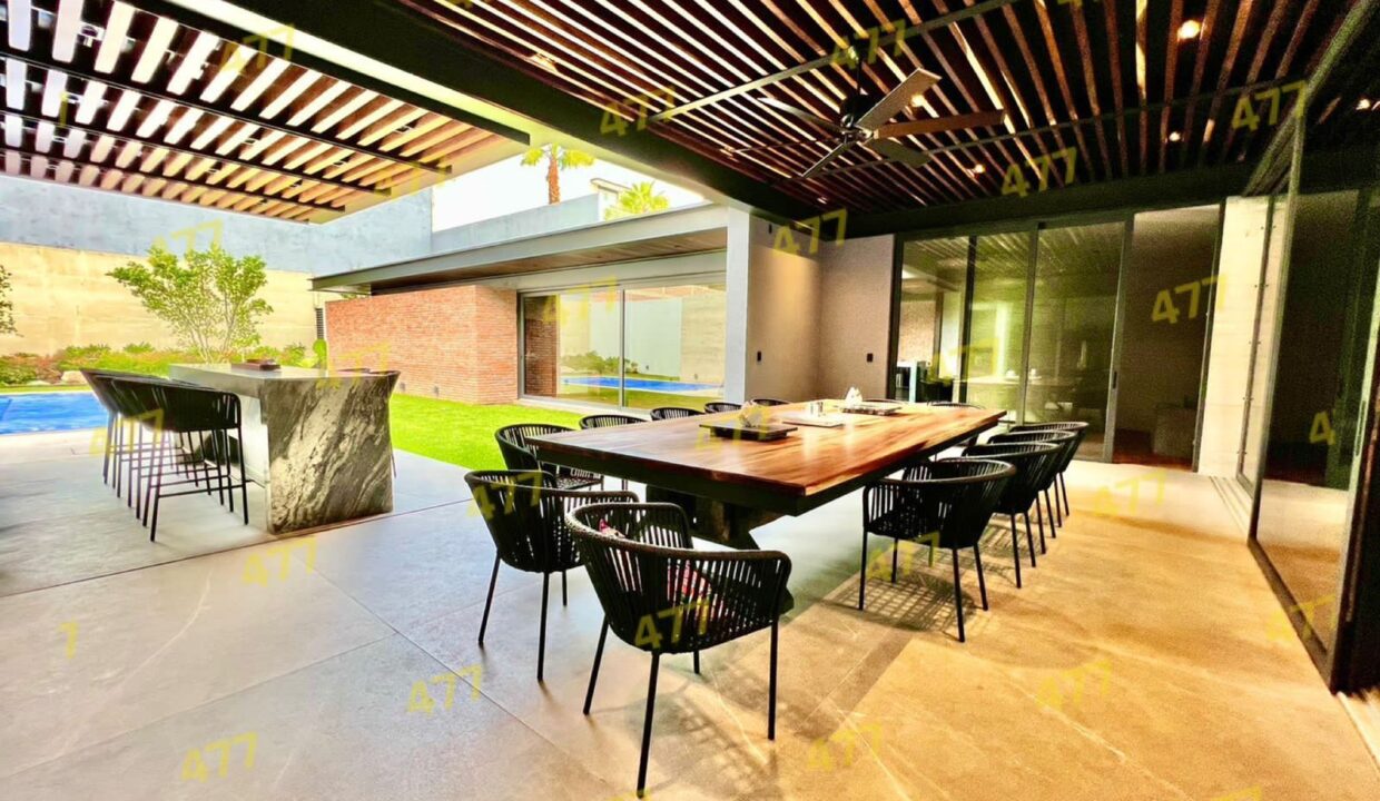 WhatsApp Image 2025-12-09 at 8.36.21 AM (5)