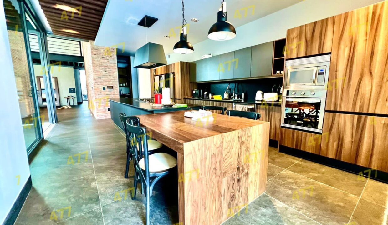 WhatsApp Image 2025-12-09 at 8.36.21 AM (7)