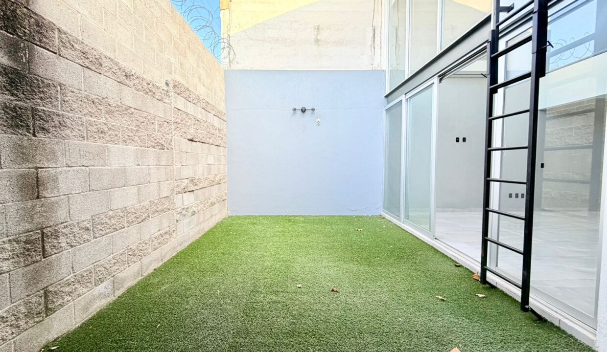 WhatsApp Image 2025-12-24 at 11.44.02 AM (3)