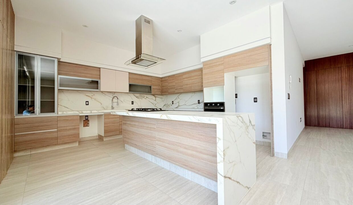 WhatsApp Image 2026-01-09 at 9.31.13 PM (4)