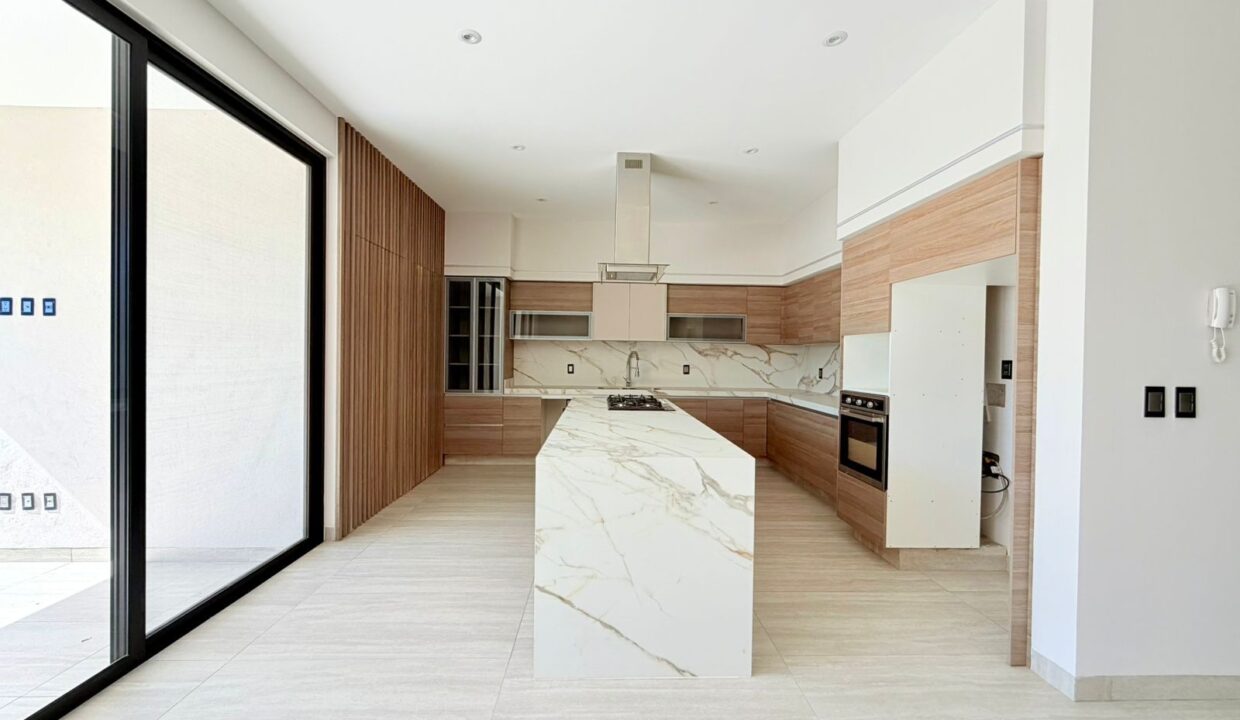 WhatsApp Image 2026-01-09 at 9.31.13 PM (5)