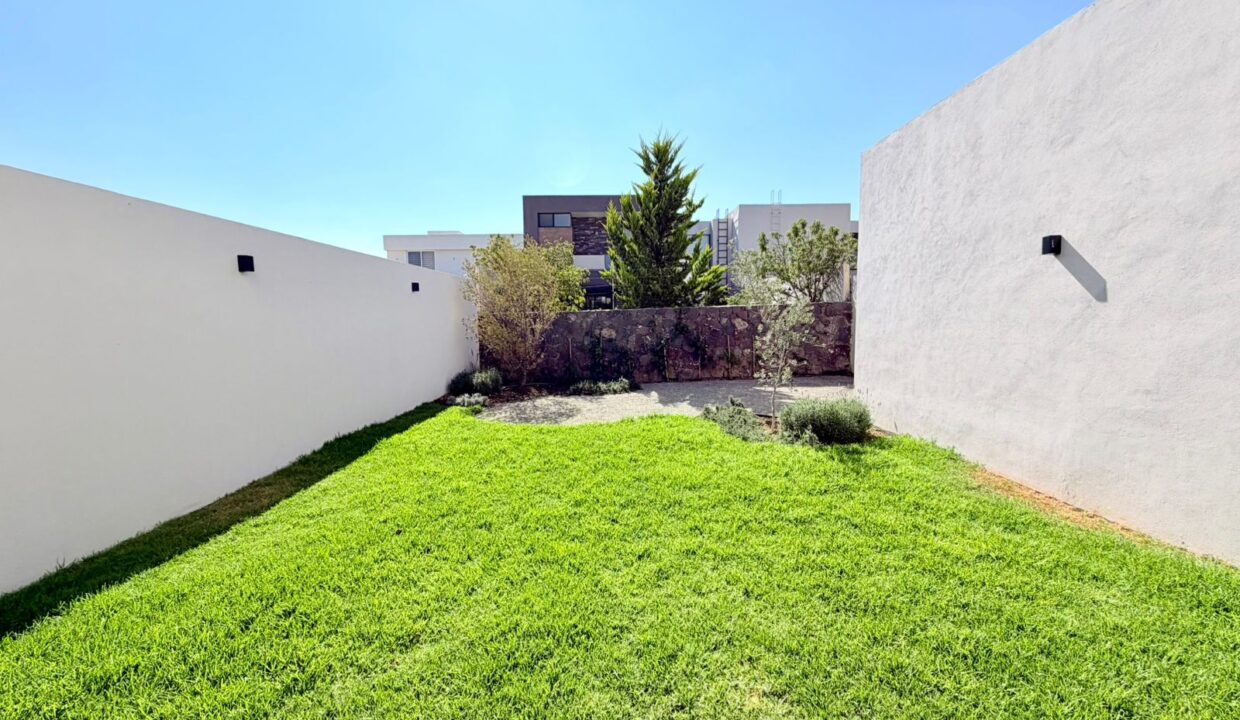 WhatsApp Image 2026-01-09 at 9.31.14 PM (11)